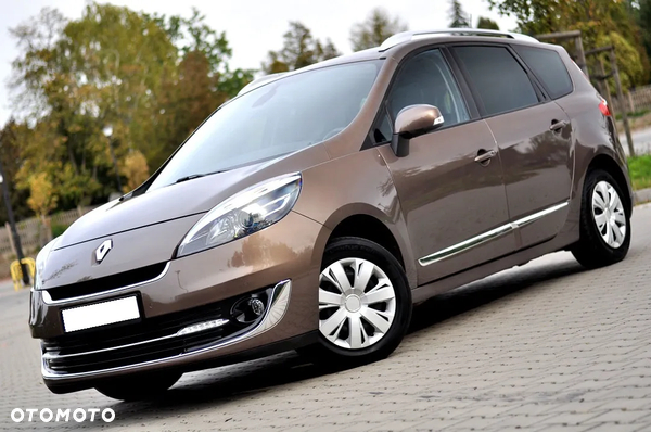 Renault Grand Scenic ENERGY dCi 130 Start & Stop Bose Edition