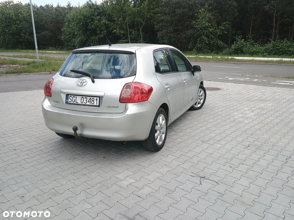 Toyota Auris 1.6 VVT-i Sol - 3