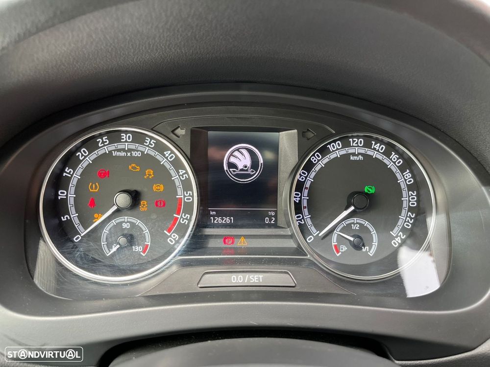 Skoda Rapid Spaceback - 14