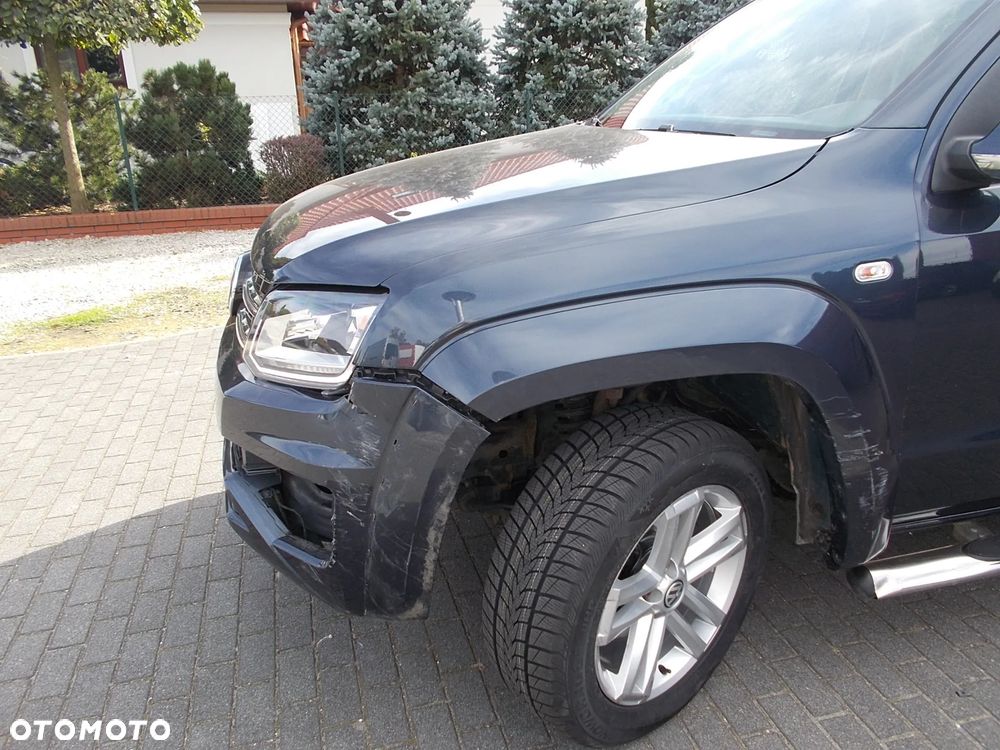 Volkswagen Amarok - 25