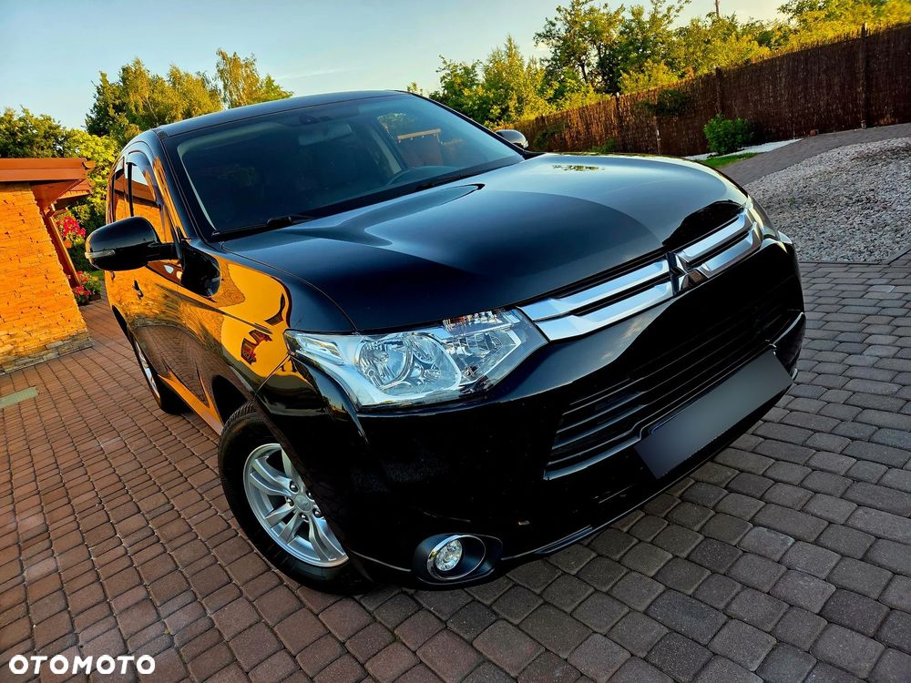 Mitsubishi Outlander - 4