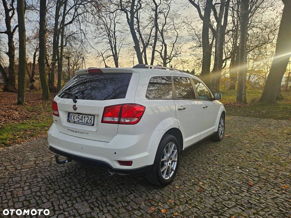 Fiat Freemont 2.0 Multijet Lounge AWD - 4