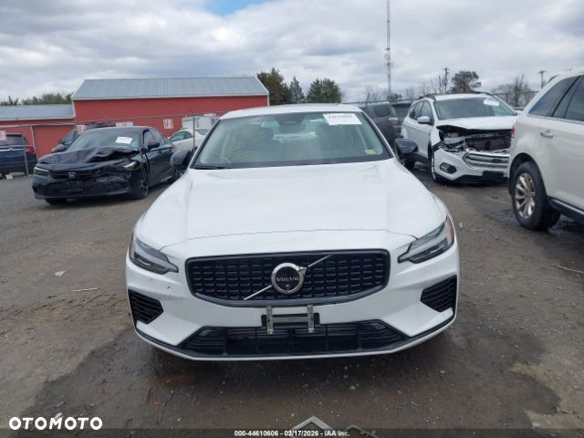 Volvo S60 T8 Recharge AWD Geartronic RDesign - 14