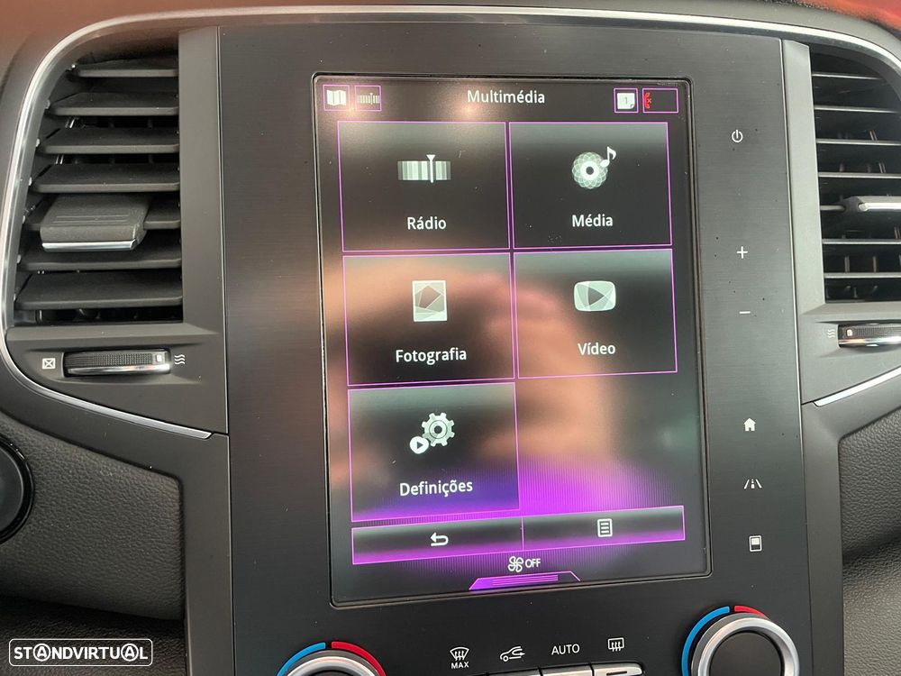 Renault Mégane ENERGY TCe 130 BOSE EDITION - 16