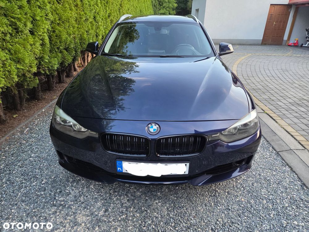 BMW Seria 3 318d Sport Line - 5