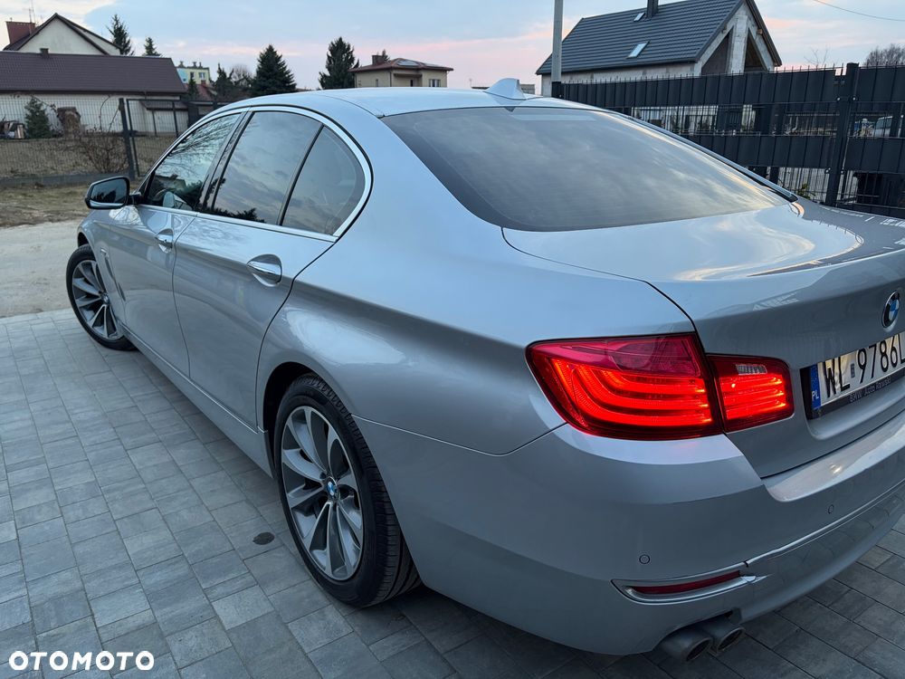 BMW Seria 5 520d xDrive - 5
