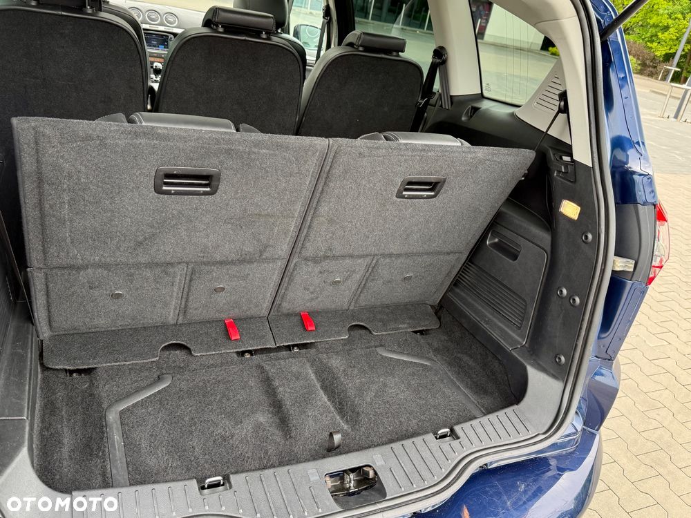 Ford S-Max 2.0 TDCi DPF Titanium X - 27