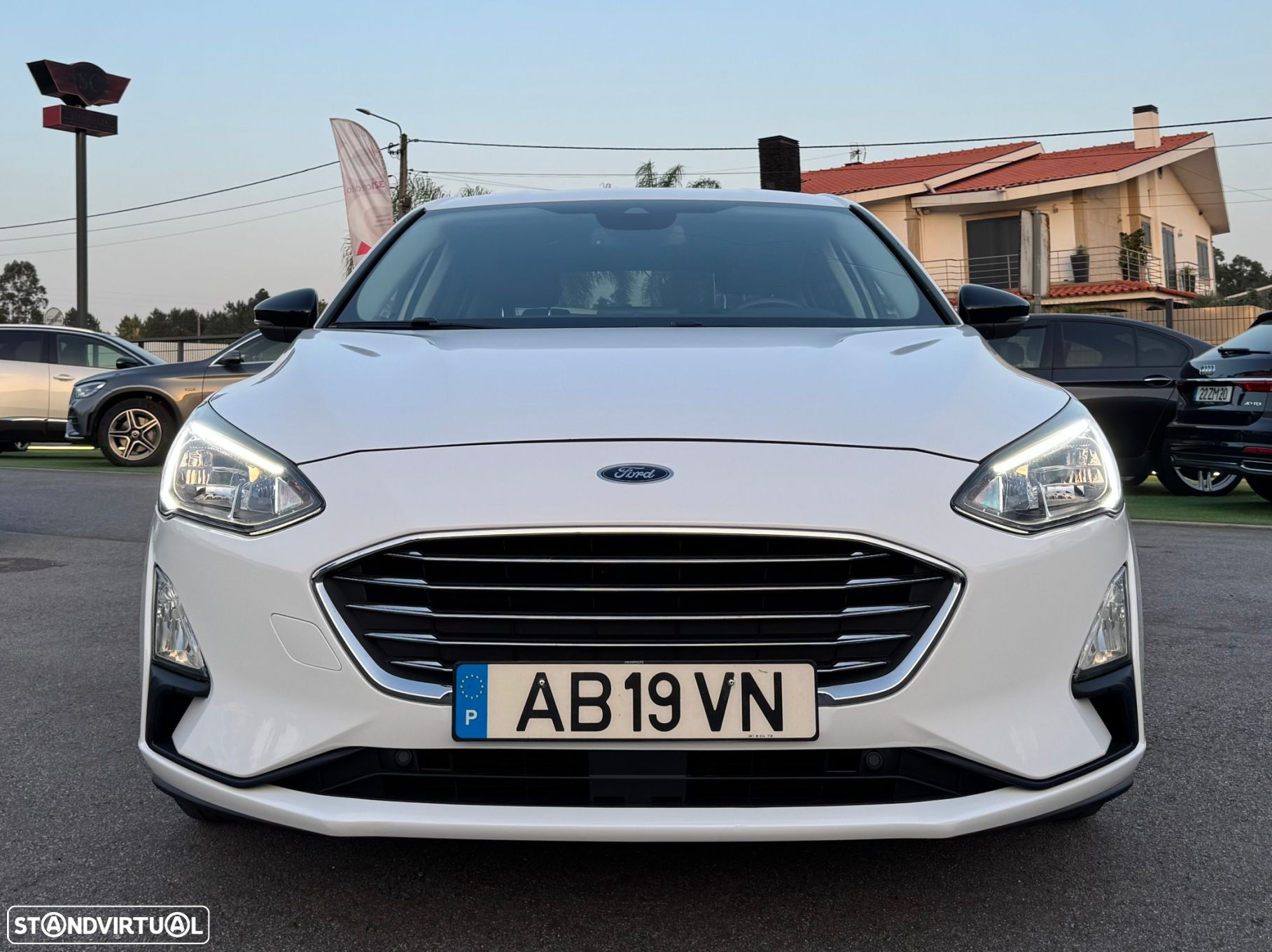 Ford Focus 1.5 TDCi EcoBlue Titanium - 8