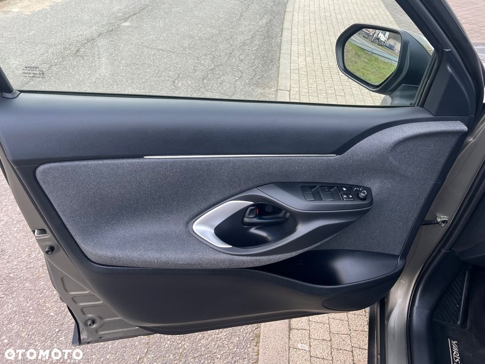 Toyota Yaris Cross 1.5 VVT-i AWD-i Premiere Edition - 11