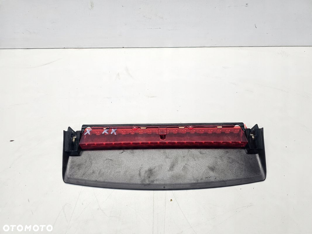 ŚWIATŁO STOP TRZECIE AUDI A4 B8 SEDAN 8K5945097 - 2