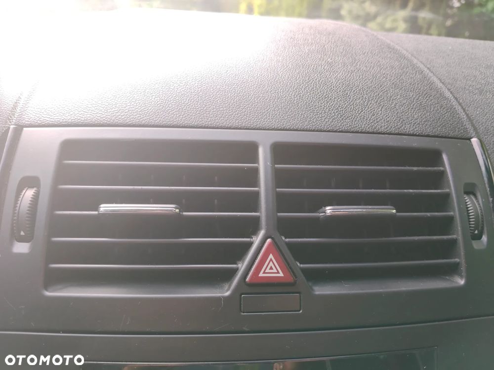 Mercedes-Benz Klasa A 150 Autotronic Classic - 16