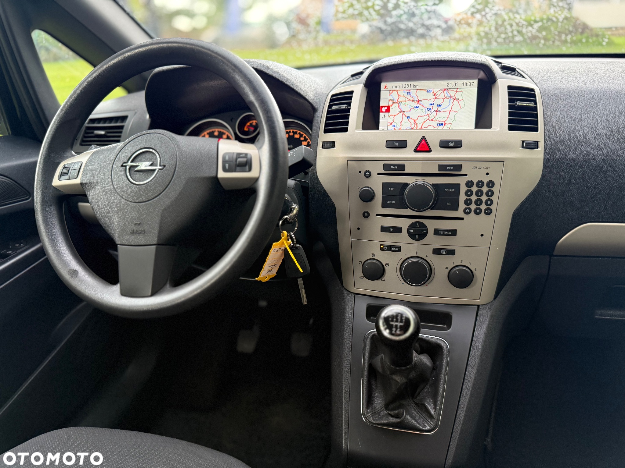 Opel Zafira - 20