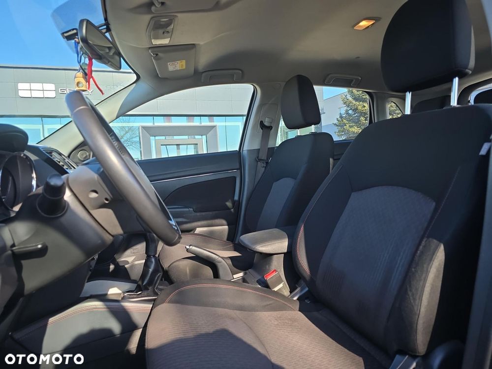 Mitsubishi ASX 1.6 Invite - 20