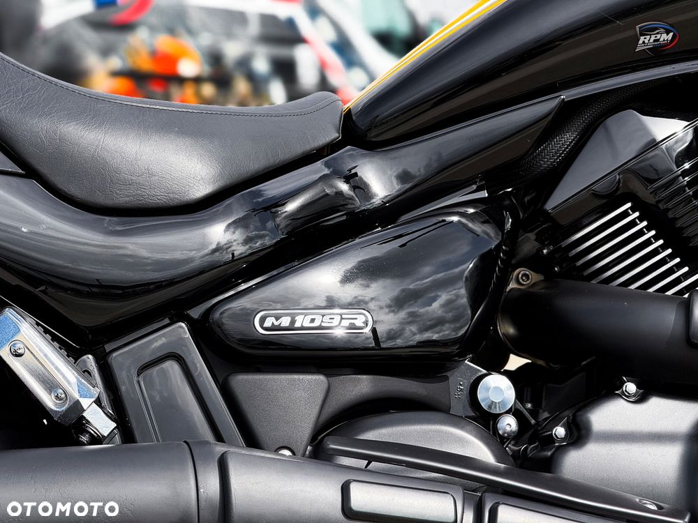 Suzuki Boulevard - 22