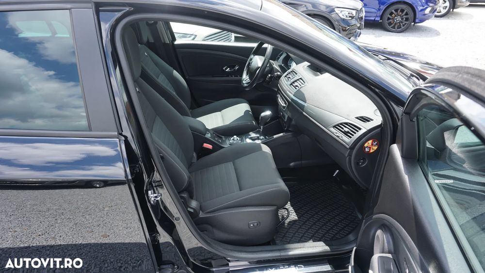 Renault Megane ENERGY dCi 110 EDC LIMITED - 11
