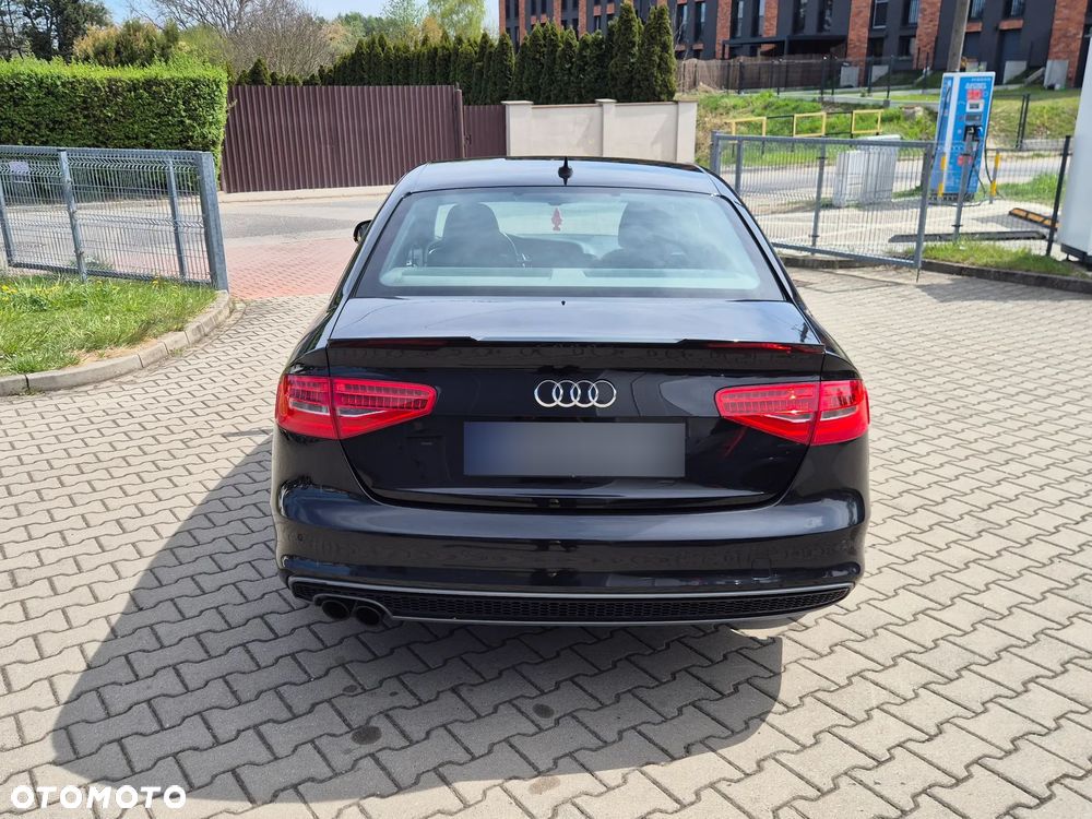 Audi A4 Limousine 2.0 TDI DPF S line Sportpaket - 7