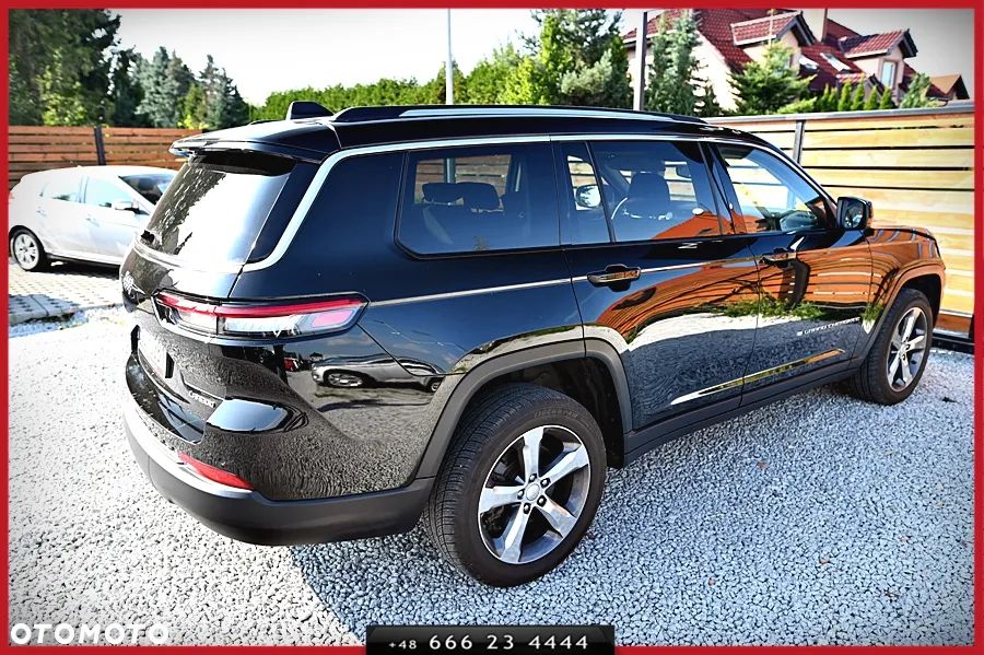 Jeep Grand Cherokee - 13