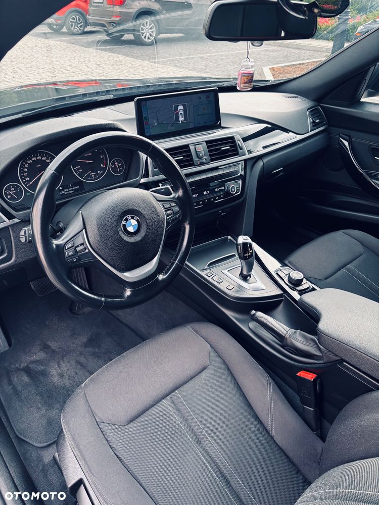 BMW 3GT 318d - 12