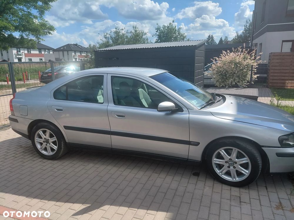 Volvo S60 - 4