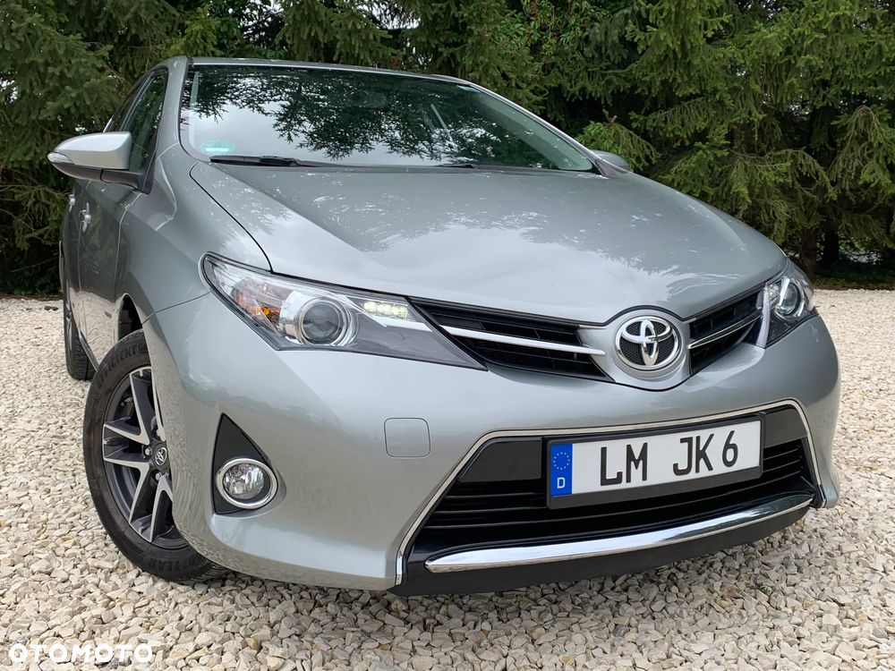 Toyota Auris 1.6 Prestige - 20