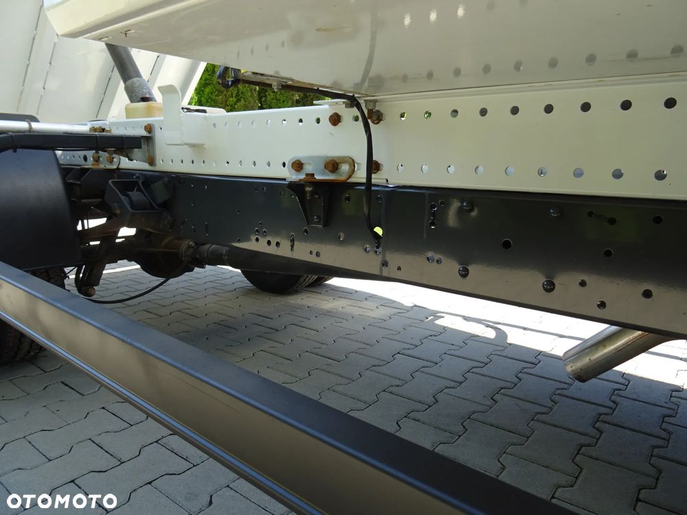 Iveco 35c14 Wywrotka 85tys km Klima Hak Oryginał Piękna - 8