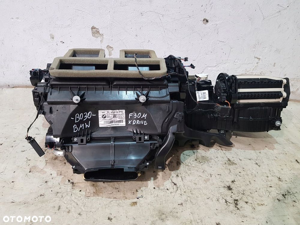 OBUDOWA NAGRZEWNICY 9325142 BMW F30 F31 EUR 3.0D - 5