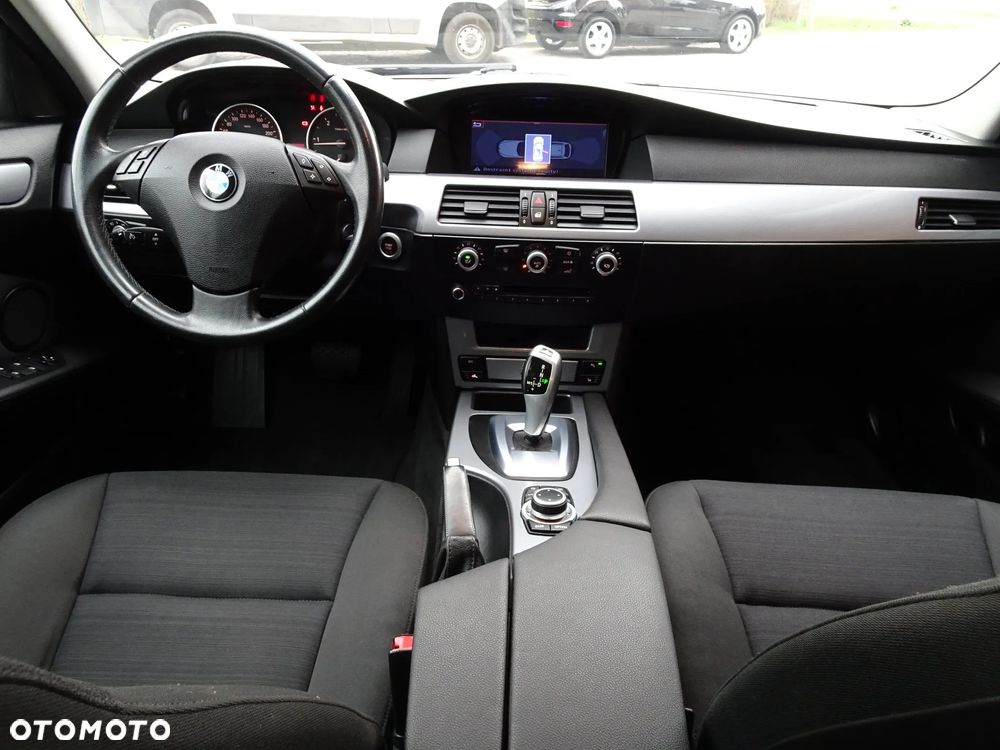 BMW Seria 5 520d Touring Edition Exclusive - 7