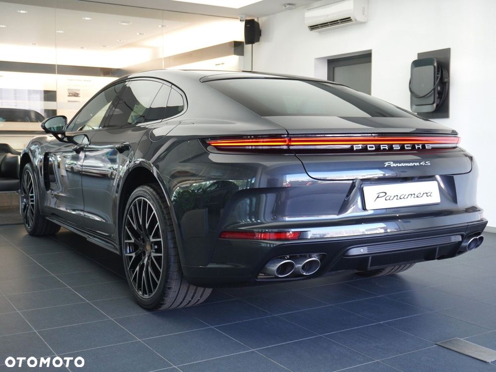 Porsche Panamera 4S E-Hybrid PHEV - 19