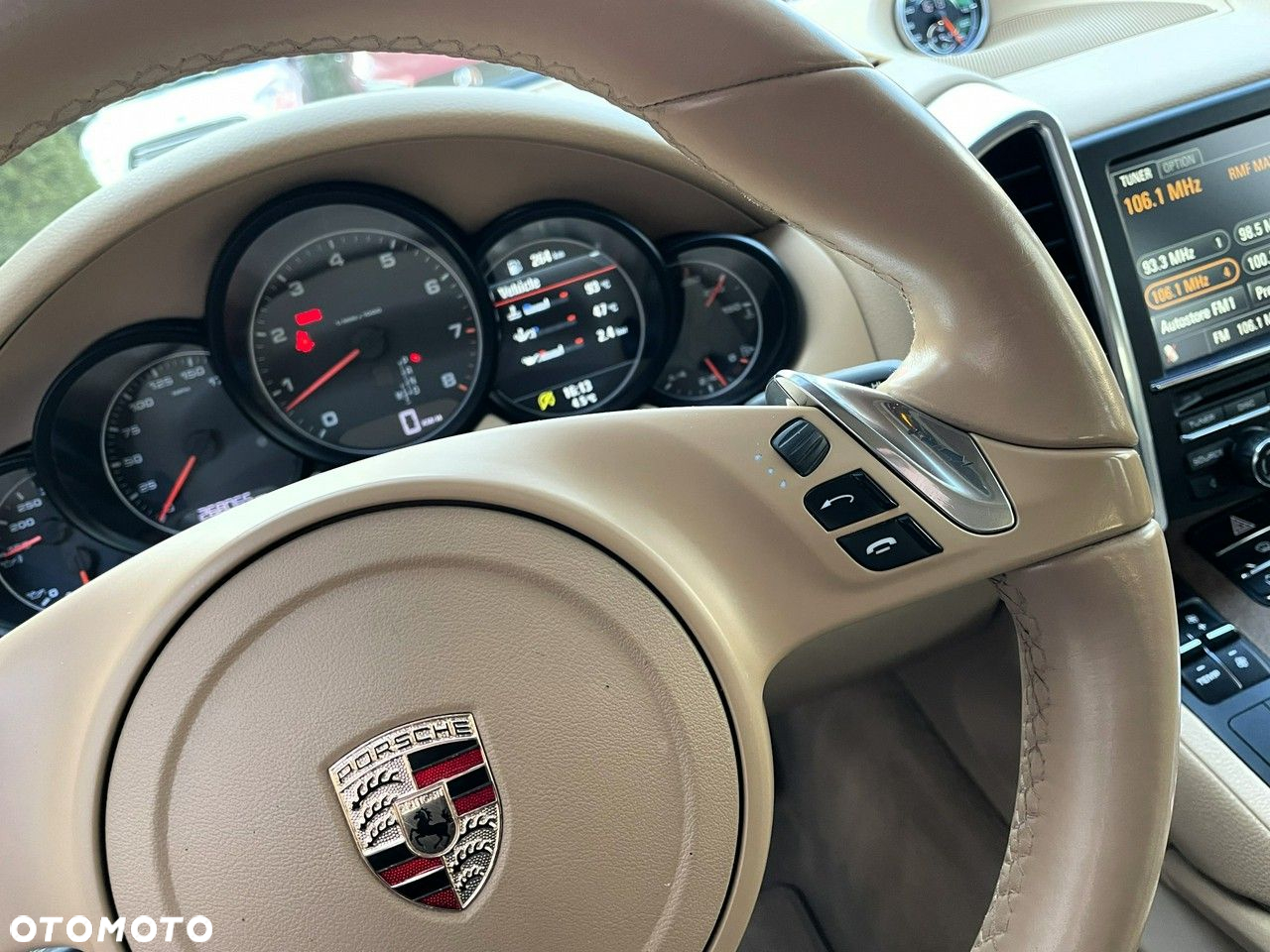 Porsche Cayenne - 16