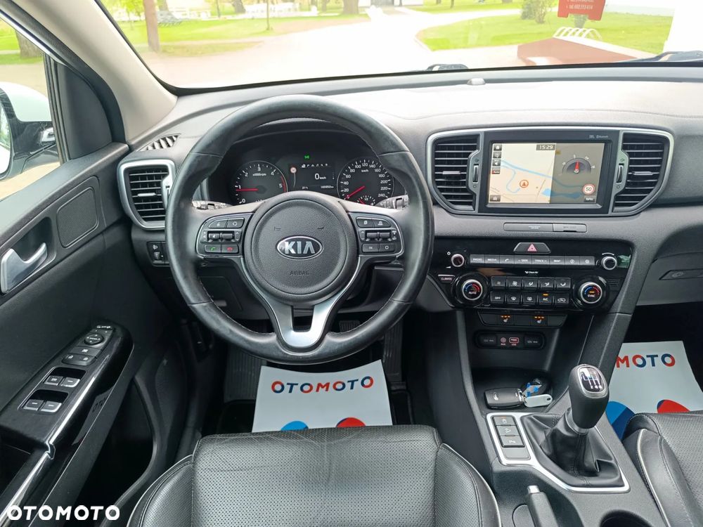 Kia Sportage 1.7 CRDI 2WD Dream-Team Edition - 29