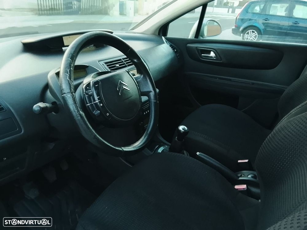 Citroën C4 - 4
