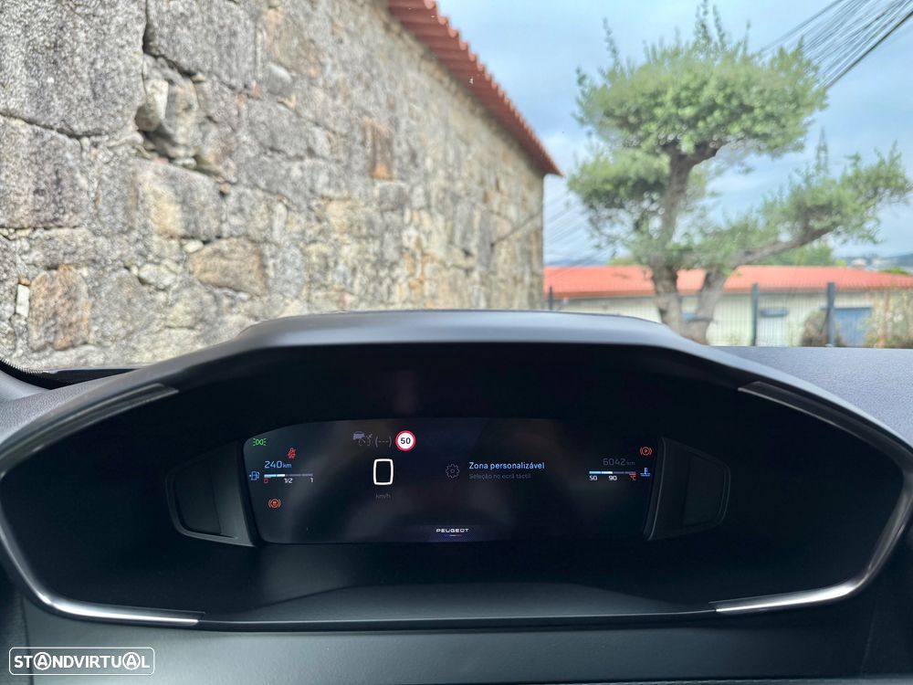 Peugeot 2008 1.2 PureTech Allure - 49