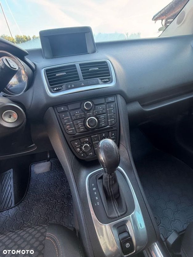 Opel Meriva 1.4 T Cosmo - 17