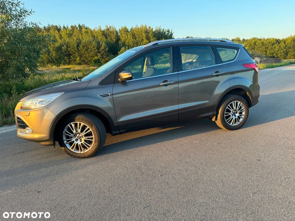 Ford Kuga 2.0 TDCi 4x4 Titanium - 22