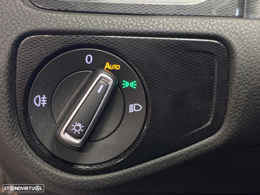 VW Golf 1.4 GTE Plug-In-Hybrid DSG - 10