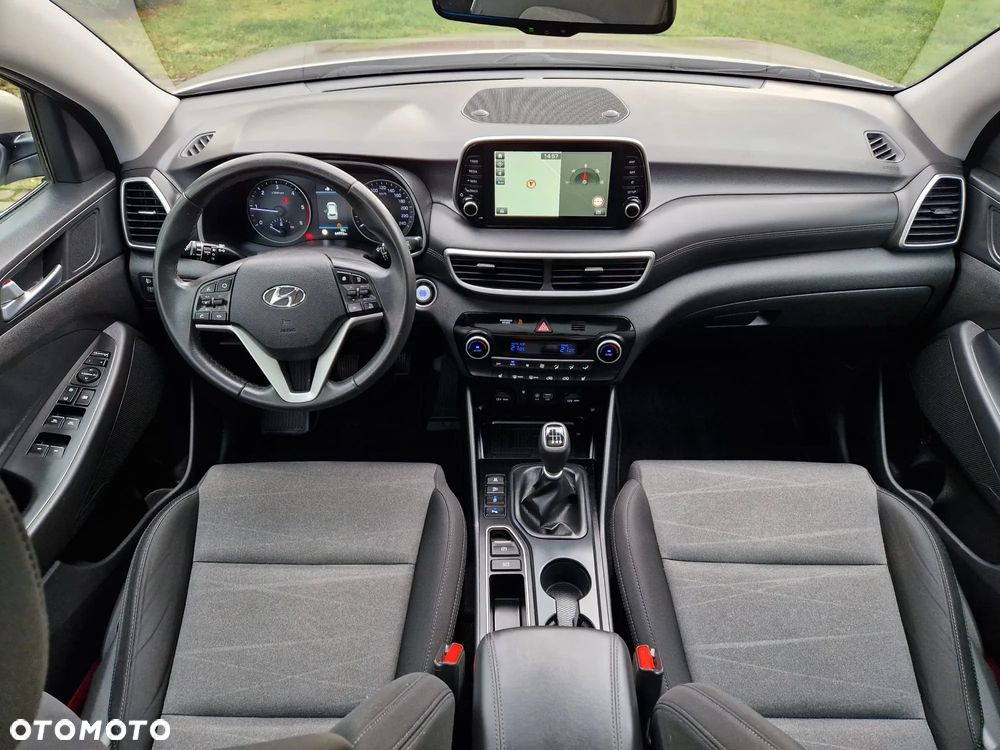 Hyundai Tucson 1.6 CRDi Comfort 2WD - 28