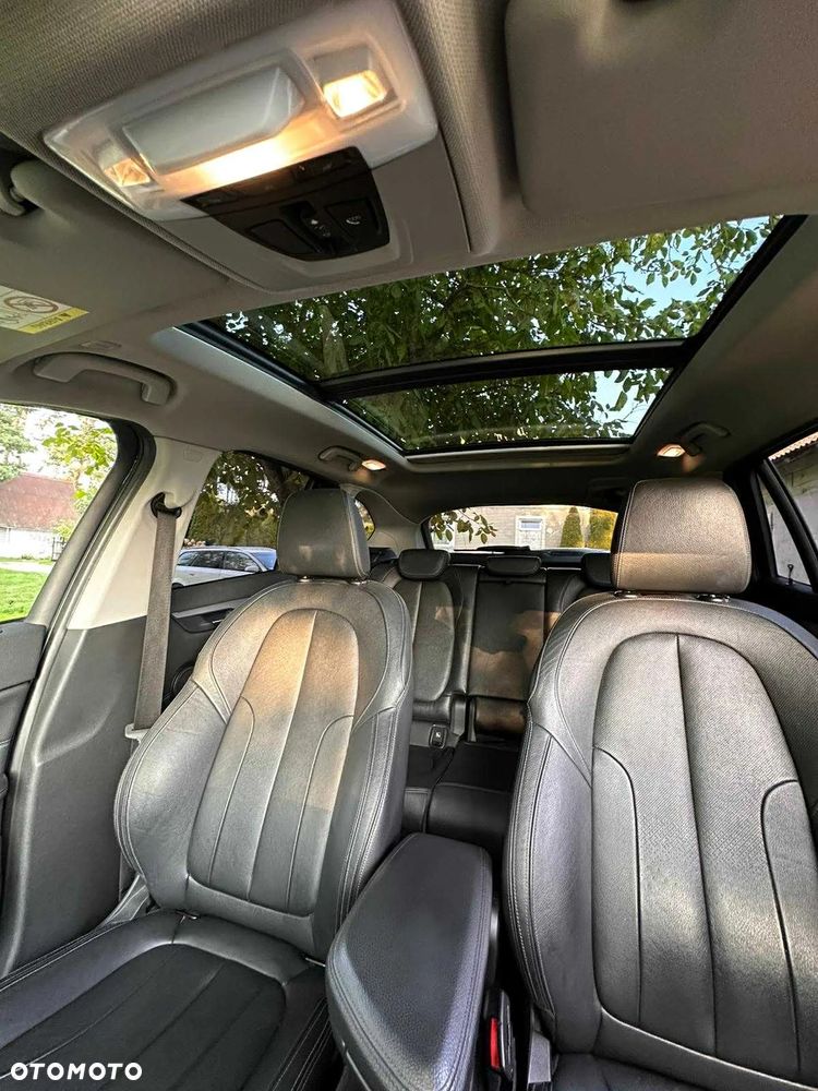 BMW X1 xDrive20d - 10