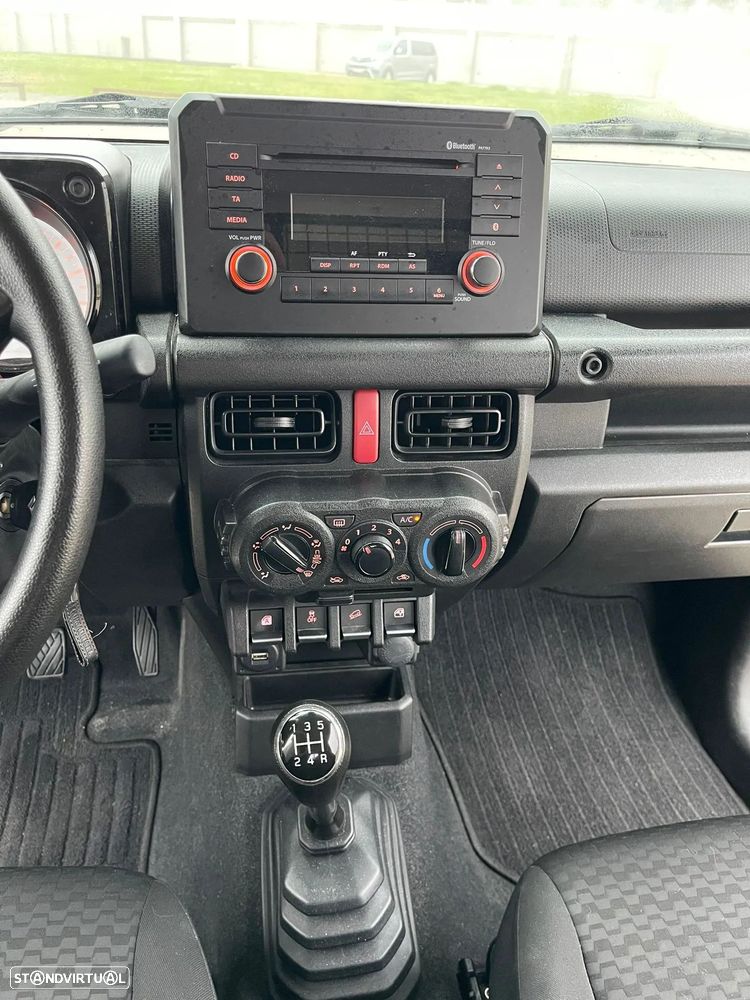 Suzuki Jimny - 12