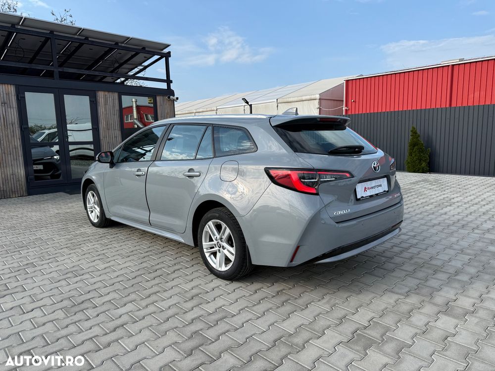 Toyota Corolla 1.8 Business Edition - 10