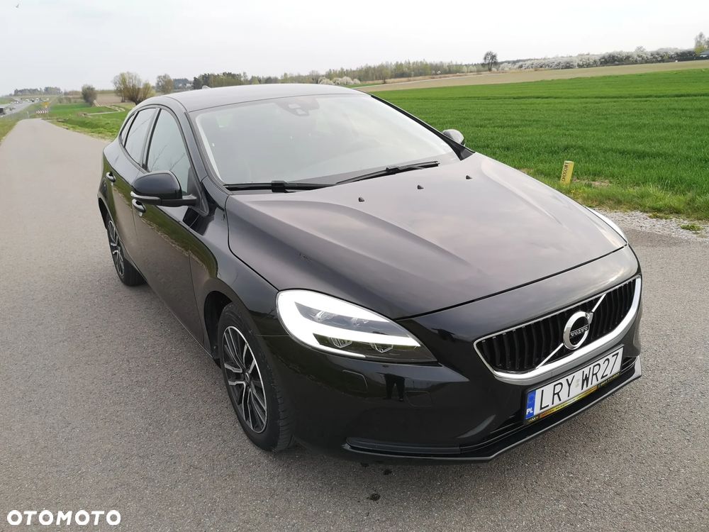 Volvo V40 D2 Momentum - 17