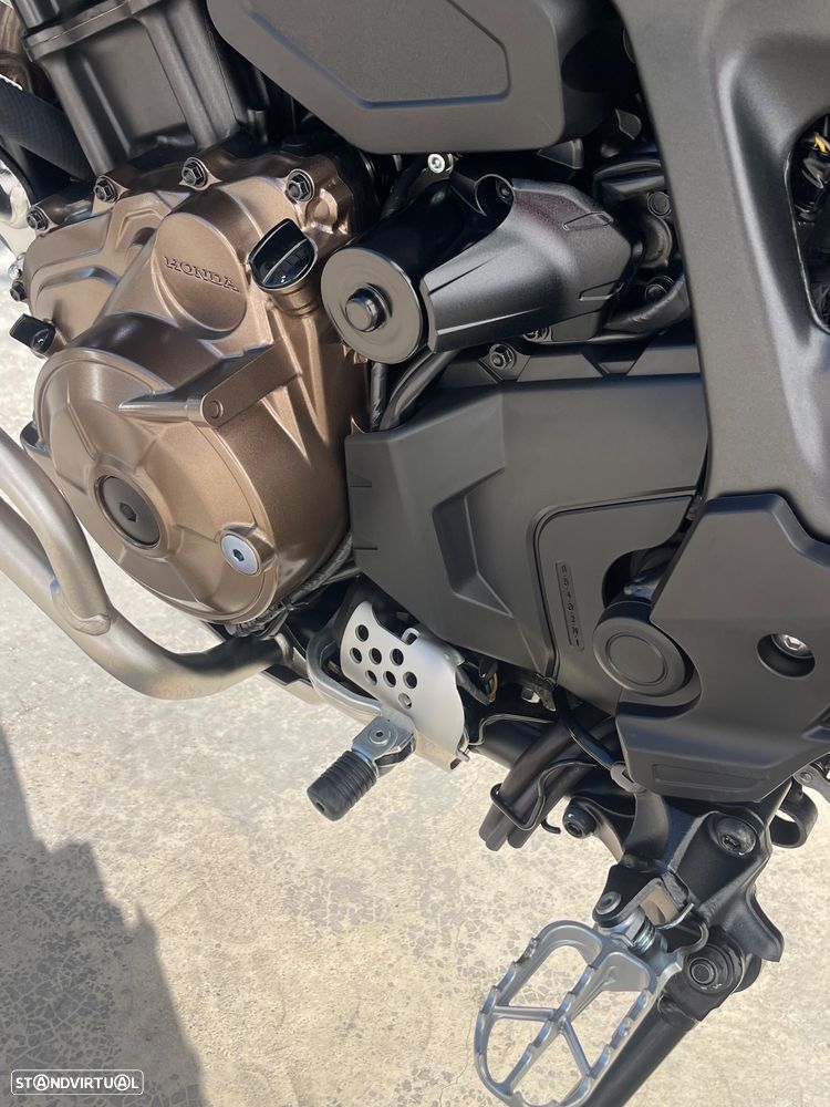 Honda Africa Twin - 9