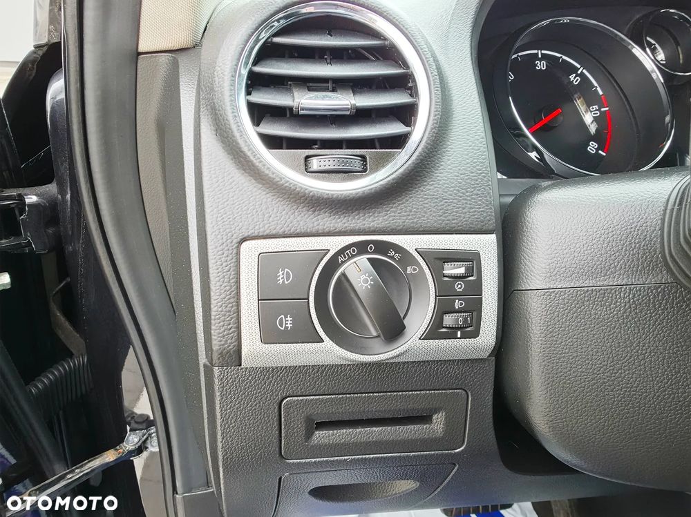 Opel Antara 2.2 CDTI Cosmo - 24