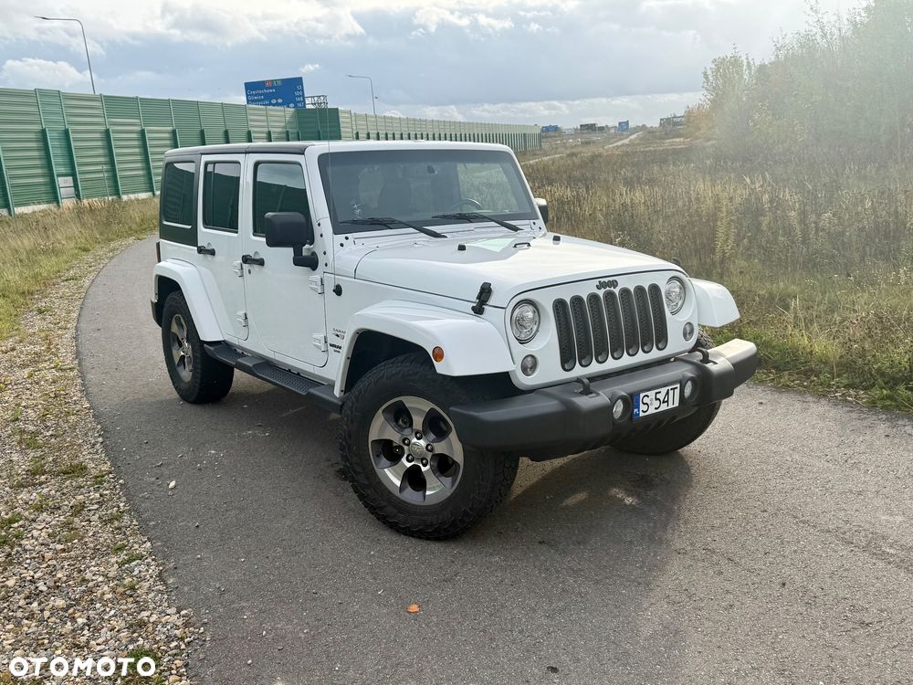 Jeep Wrangler 3.6 Unlim Sahara - 3