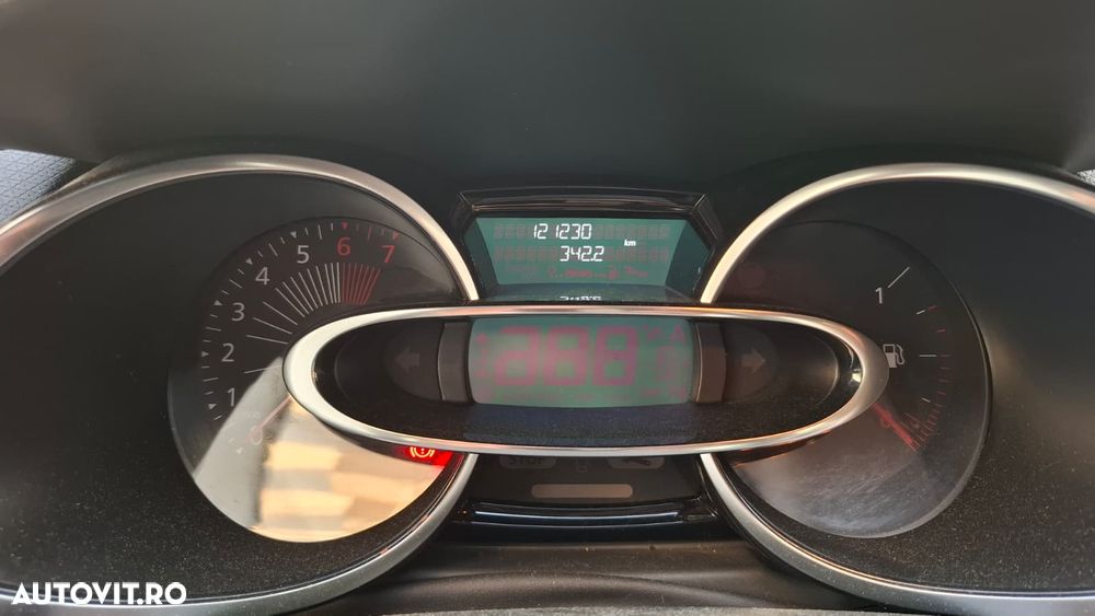 Renault Clio TCe Life - 9