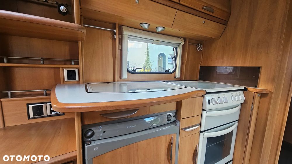 SWIFT Namiot Mover Challenger 460SE - 10