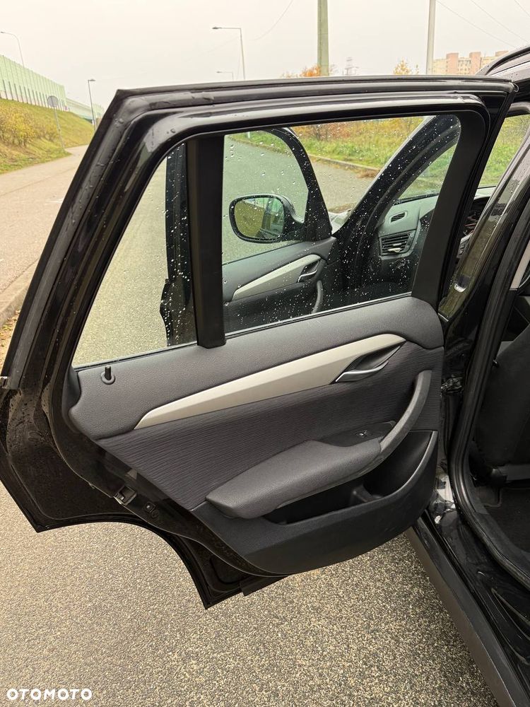 BMW X1 xDrive18d - 19
