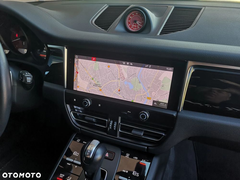 Porsche Macan Standard - 19