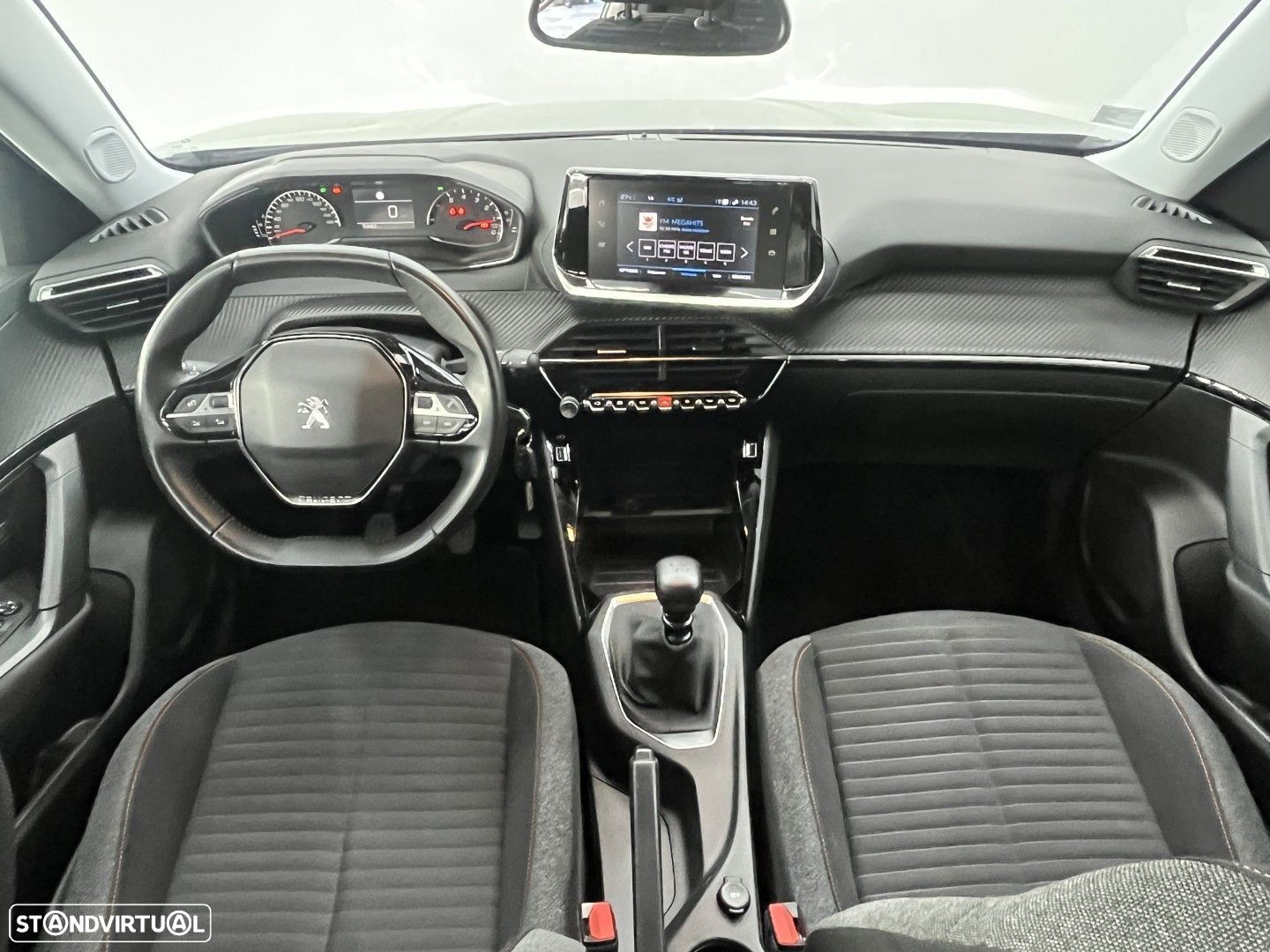 Peugeot 2008 1.2 PureTech Active Pack - 12