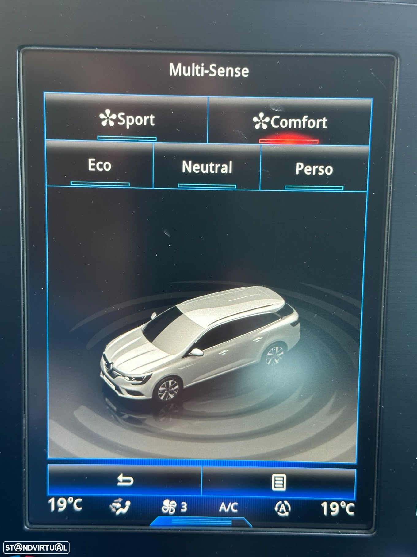 Renault Mégane Sport Tourer 1.5 dCi Bose Edition - 22