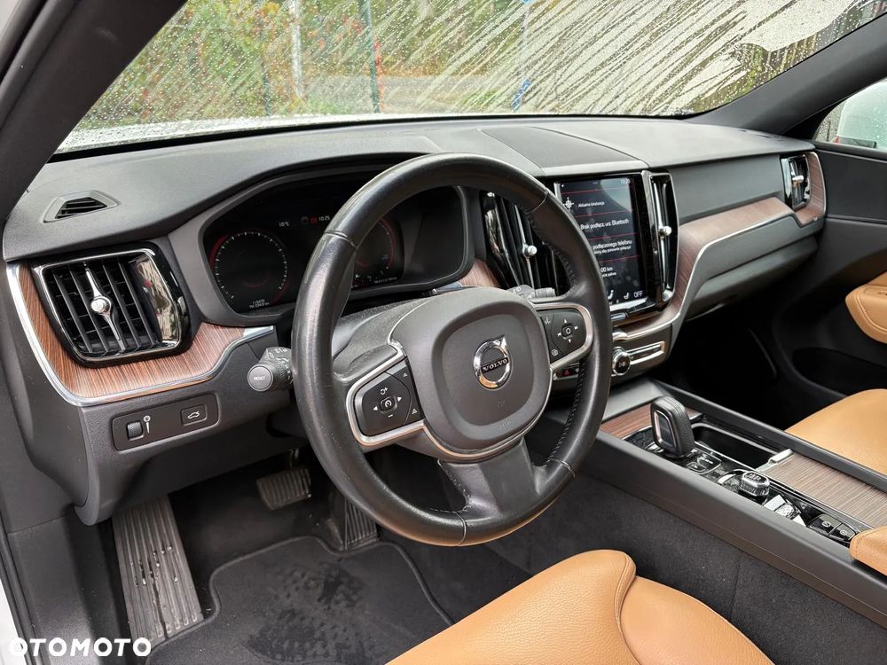 Volvo XC 60 B5 B Momentum Pro - 15